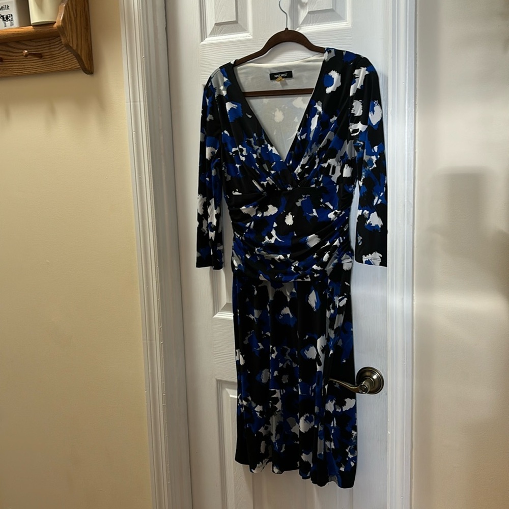 Nine west midi 3/4 sleeve black white blue dress sz 8